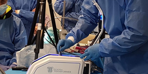 Il dente come materiale da innesto: presente e futuro della rigenerazione ossea in implantologia