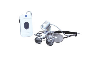 Sistema di illuminazione EyeMag Light II Zeiss
